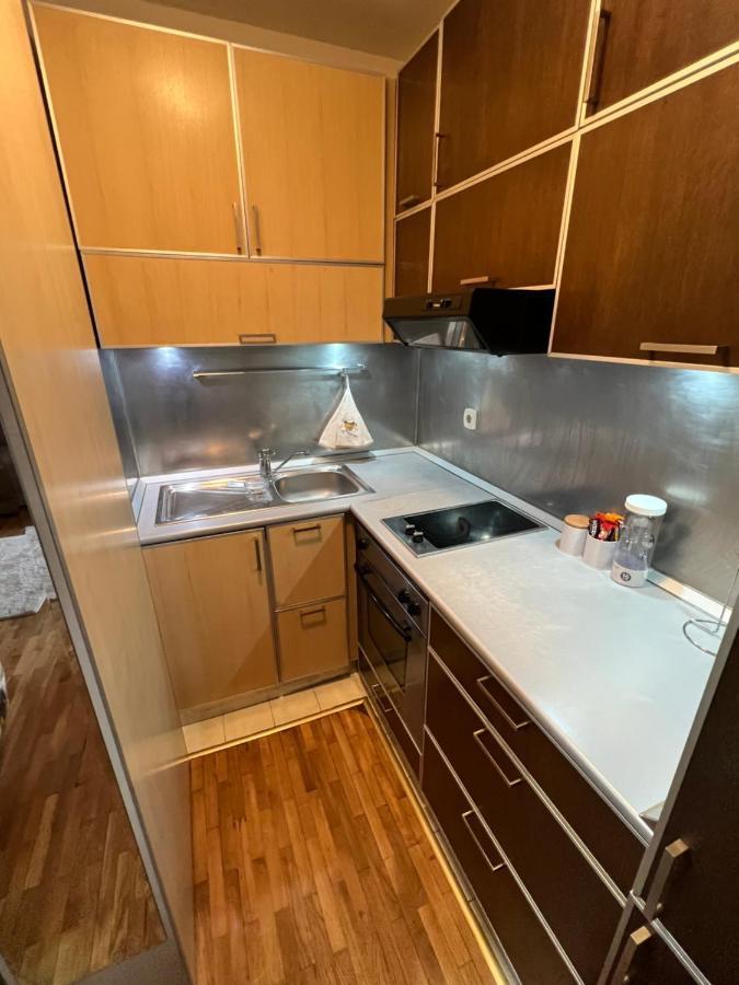 Sad Apartman Ni Екстериор снимка